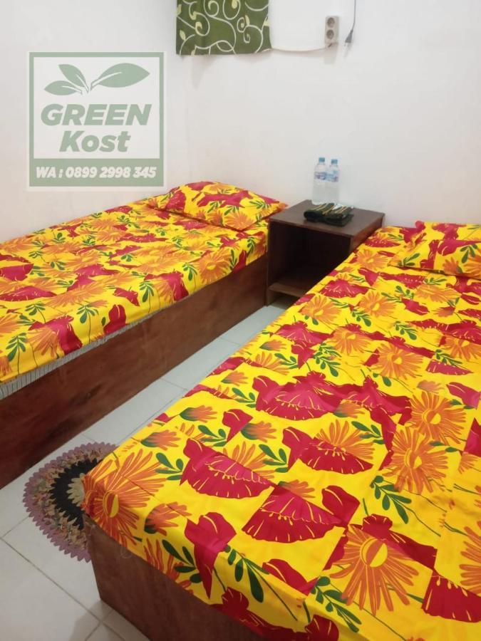 Hostel Greenkost Sintang Exteriér fotografie
